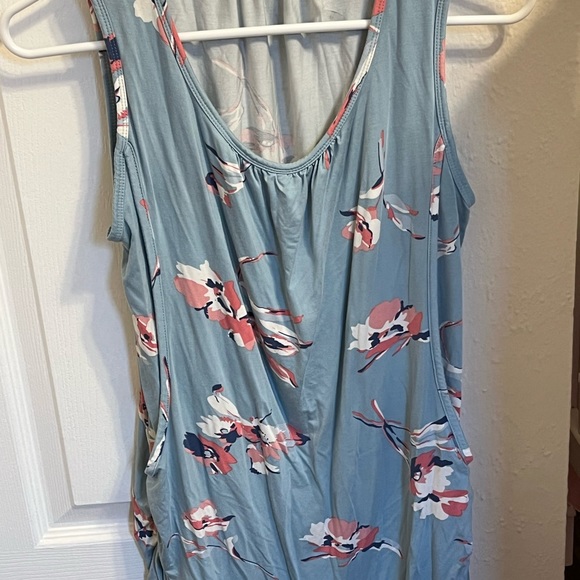 Set of 2 Maternity Nursing Tops - Picture 4 of 6